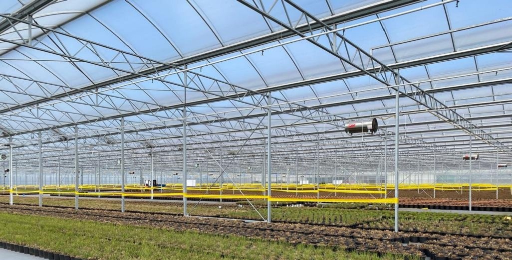 The Rovero Roll-Air greenhouse